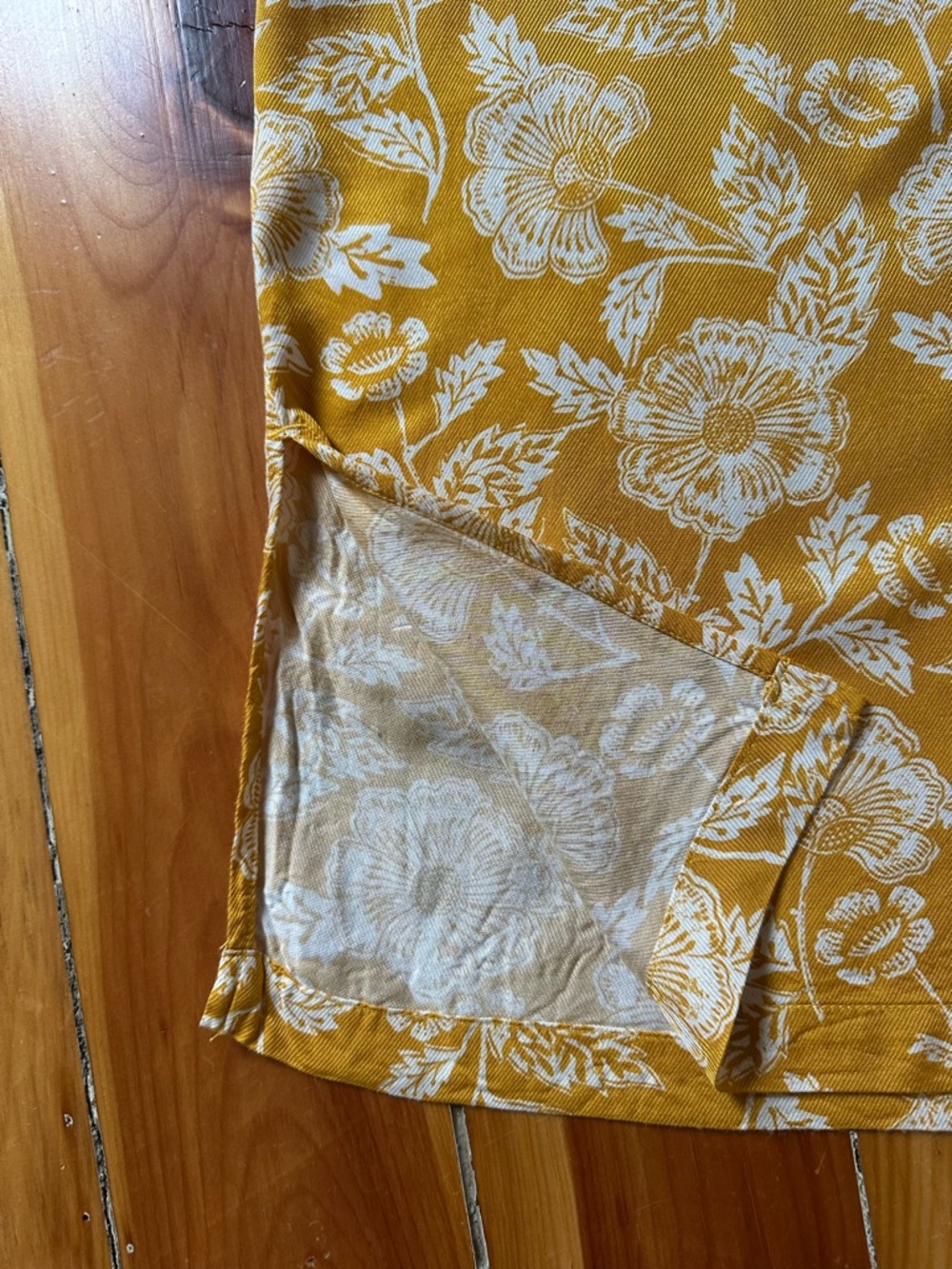 Anthropologie Silky Floral Pants - XS Tall - Picture 4 of 7